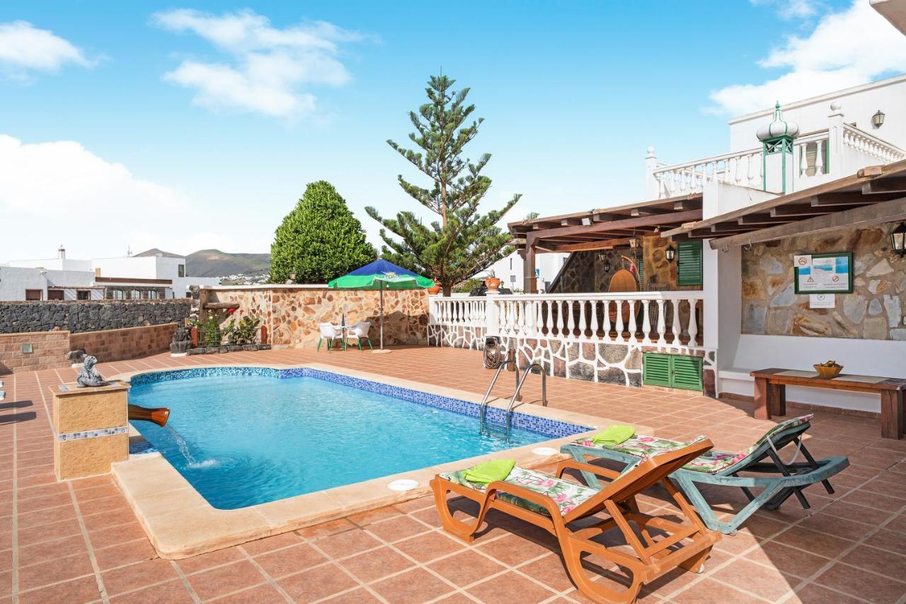 La Casona Villa Tías Екстериор снимка