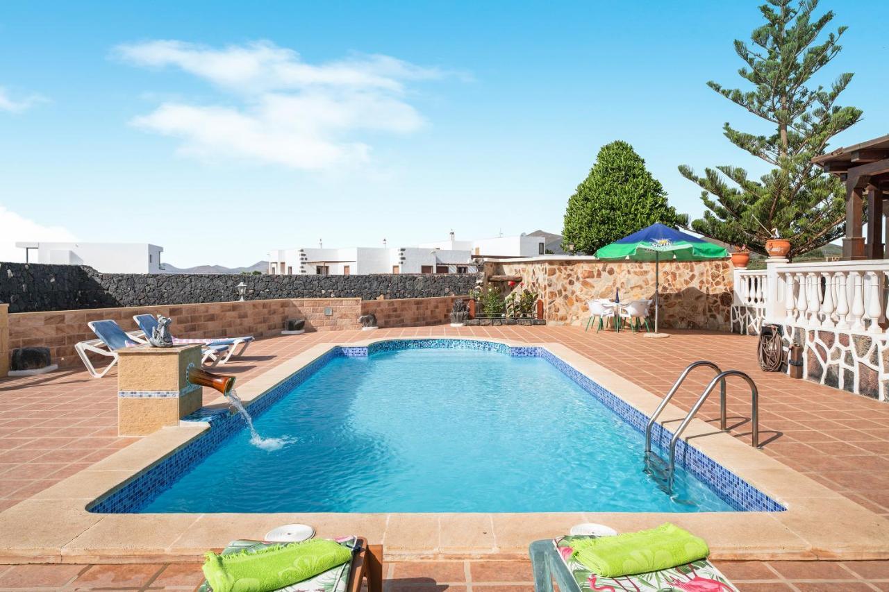 La Casona Villa Tías Екстериор снимка